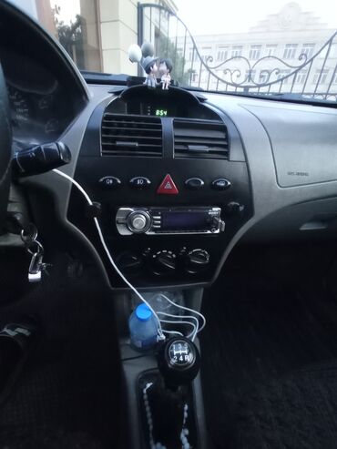 Saipa: Saipa Tiba: 1.5 l | 2013 il 351000 km Sedan