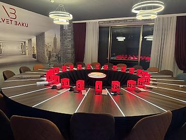 mafia stolu: Velvet Baku – MAFİA oyunu üçün peşəkar zal və avadanlıq - 24 nəfərlik — 1