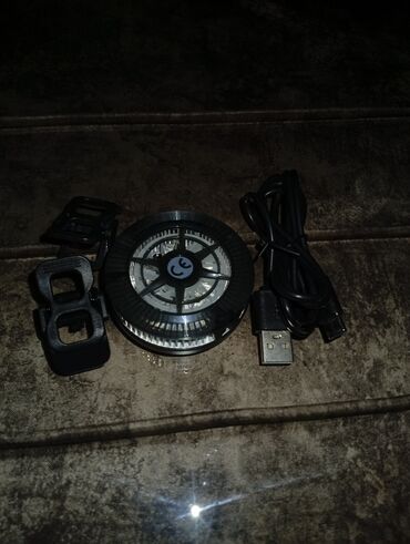 Telefon soyuducusu ışığlı üstündə verilir