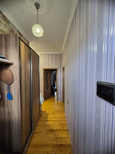 Həyət evləri və villaların satışı: Həyətyanı fərdi yaşa döşənmiş yol və meydança - Gül kolları və — 7