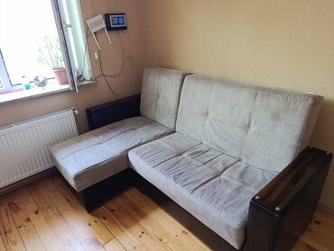 Mebel: Künc divan, İşlənmiş, Açılan, Bazalı, Çatdırılma yoxdur