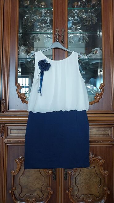 Pencəklər: Ziyafət donu, Mini, XL (EU 42)