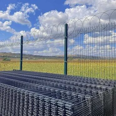 Baštenska dekoracija: Ograda panel 3d 
600 din — 3