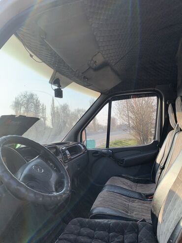 Mercedes-Benz: Mercedes-Benz Спринтер: 2002 г., 2.2 л, Механика, Дизель, Фургон — 1