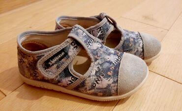 Dečija obuća: Ciciban, Patofne i kućne papuče, Veličina: 26, bоја - Siva