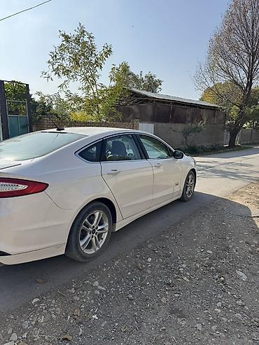 купить спринт: Ford Fusion: 2016 г., Гибрид, Седан — 4