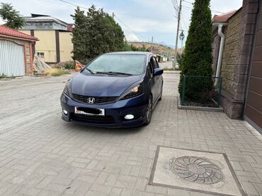 corolla runx: Honda Fit: 2012 г., 1.5 л, Автомат, Бензин, Хэтчбэк