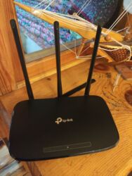router: Продаю роутер в отличном состоянии 144 Мбит/с со шнуром at lalafo.kg router: Продаю роутер в отличном состоянии 144 Мбит/с со шнуром