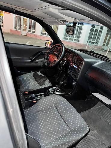 a8 d2: Volkswagen Passat: 1994 г., Седан — 5