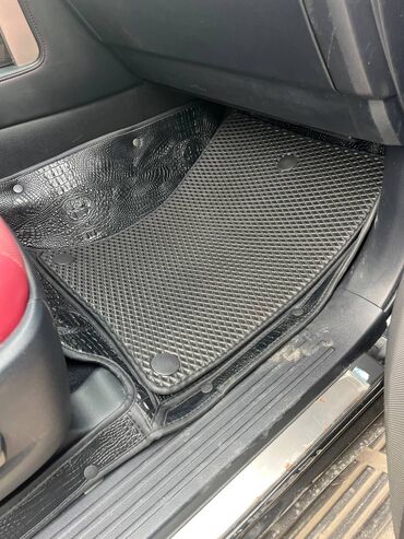 Полики: 5D Экокожа Полики Для салона Toyota, Новый, Бесплатная доставка, Платная доставка, Самовывоз at lalafo.kg — 16 Полики: 5D Экокожа Полики Для салона Toyota, Новый, Бесплатная доставка, Платная доставка, Самовывоз — 16