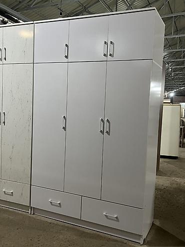 Шкафы для одежды: Шкаф 3х дверные Есть расцветки Качестве хорошие Размер шкафа — 4