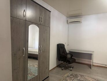 бишкек парк киевская исанова манаса: 60 кв. м, 2 бөлмө, Евроремонт, Кондиционер, Унаа токтотуучу жай