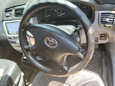Toyota: Toyota Ipsum: 2002 г., 2 л, Автомат, Бензин, Минивэн