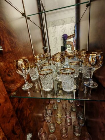 Vazalar: Vaza dəsti, Bogem şüşəsi — 10