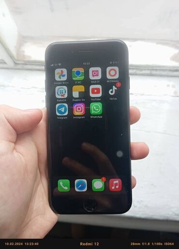 iphone 7 2 sim karty: IPhone 7, Б/у, 32 ГБ, Черный, Чехол, Кабель, 100 %