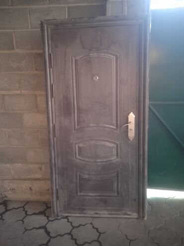 stolyar kg межкомнатные входные двери бишкек: Входная дверь, Металл, Левостороний механизм, Б/у, 205 * 96