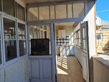 Həyət evləri və villaların satışı: 2 otaqlı, 1 kv. m, Kredit yoxdur, Orta təmir -da lalafo.az — 11 Həyət evləri və villaların satışı: 2 otaqlı, 1 kv. m, Kredit yoxdur, Orta təmir — 11