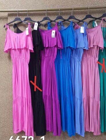 Haljine: 2200 na lalafo.rs — 10 Haljine: 2200 — 10