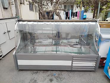 Soyuducu avadanlığı: Satılır. vitrin soyuducu. Eni 2 metr. hunduru 1.30.eni 0.60 sm Qiymət — 1