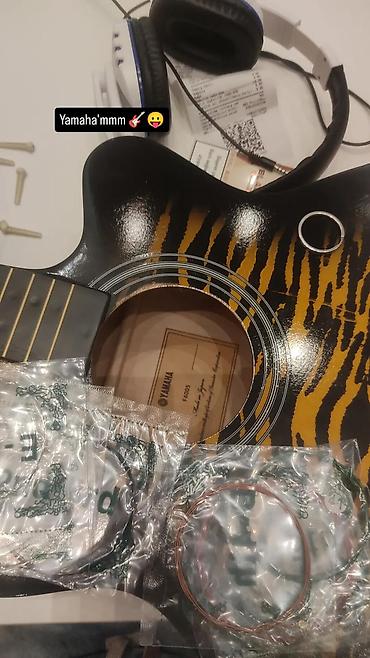 valencia gitara: Akustik gitara, Yamaha, 6 sim, Yeni, Ünvandan götürmə, Ödənişli çatdırılma — 6