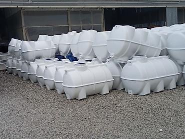 Baklar və çənlər: Bak, Plastik, Yeni, Pulsuz çatdırılma — 10