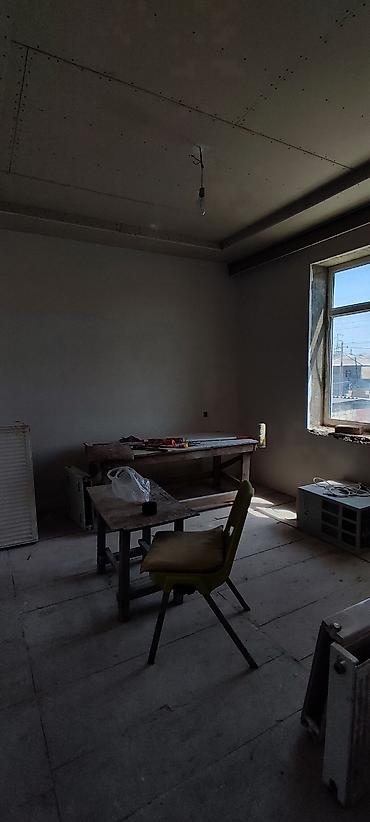 7 ci mikrarayon: 5 otaqlı, 2 kv. m, Kredit yoxdur, Orta təmir — 10