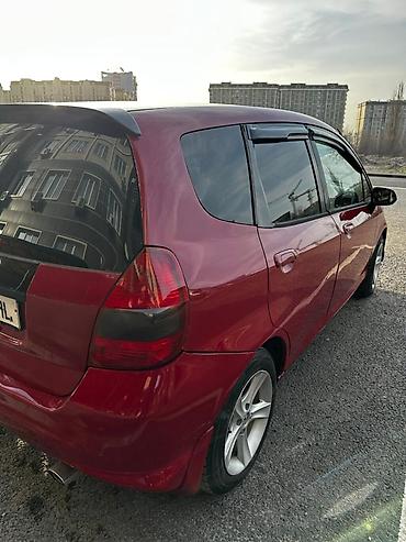 Honda: Honda Fit: 2003 г., 1.3 л, Хэтчбэк — 8