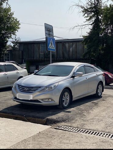 Hyundai: Hyundai Sonata: 2012 г., 2 л, Автомат, Газ, Седан