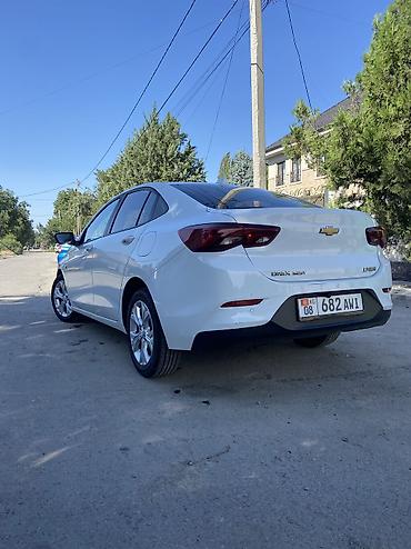 оникс машина: Chevrolet Onix: 2019 г., 1 л, Автомат, Бензин, Седан — 3