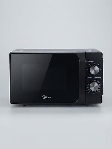 Стильная черная микроволновая печь Midea с механическим управлением и