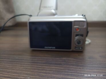 samsung 640: Olympus SP 810 UZ xüsusiyyətləri Vacib xüsusiyyətlər Aktiv