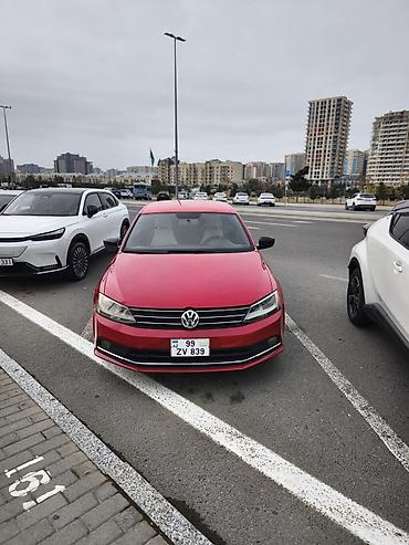 2015: Volkswagen Jetta: 1.8 l | 2015 il Sedan — 10