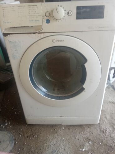 стираль: Стиральная машина Indesit, Б/у, Автомат, До 9 кг, Компактная