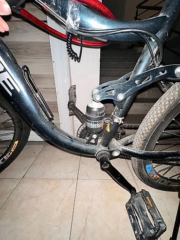 velsiped: Şəhər və yüngül off-road üçün tam təchizatlı velosiped Xüsusiyyətlər — 5