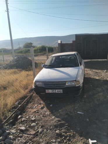 радиатор кондиционера опель вектра б: Opel Astra: 1992 г., 1.6 л, Механика, Бензин, Хэтчбэк
