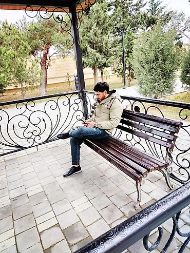 8 mart şəkilləri çəkmək: Xidmət: Fotoqraf və kontent çəkilişi Təsvir: - Portret, küçə və kafe — 1