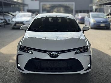 колв 3: Toyota Corolla: 2023 г., 1.8 л, Вариатор, Гибрид, Седан — 2
