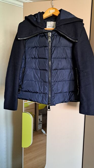 moncler kurtka: Gödəkçə Moncler, M (EU 38), L (EU 40), rəng - Göy