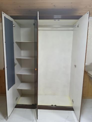 3 qapılı geyim dolabı - Material: taxta əsaslı, tünd qəhvəyi parlaq lalafo.az -da 3 qapılı geyim dolabı - Material: taxta əsaslı, tünd qəhvəyi parlaq