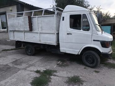 молочное оборудование: Mercedes-Benz : 1986 г., 2.9 л, Механика, Дизель, Фургон