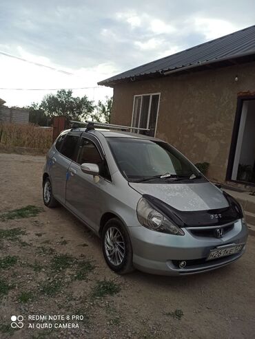 Honda: Honda Fit: 2005 г., 1.3 л, Вариатор, Бензин, Хэтчбэк