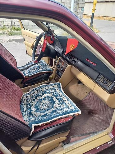 mersedes 212: Mercedes-Benz W124: 1988 г., 2.3 л, Механика, Бензин, Седан — 6