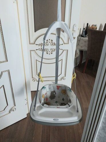 Uşaqlar üçün digər mallar: Пеленальный столик с ванночкой Сhicco(покупали за 400 ман,продаю за 80 — 2