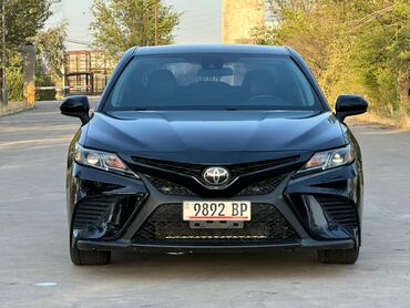 тойота региус: Черный седан Toyota Camry — это элегантный и современный автомобиль с