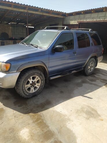 Nissan: Nissan Pathfinder: 2001 г., 3.5 л, Механика, Газ, Внедорожник