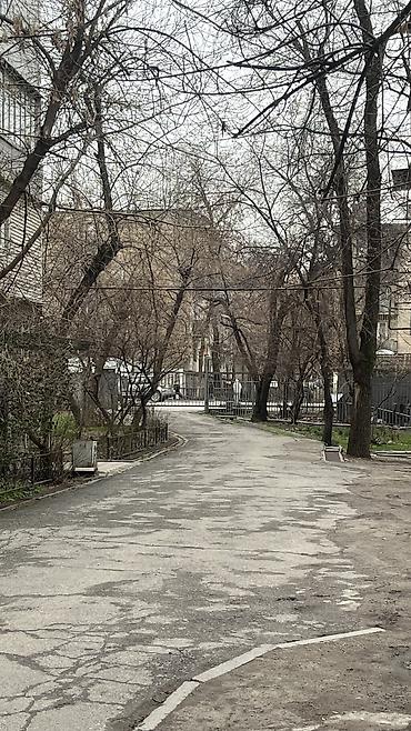 Продажа другой коммерческой недвижимости: ПРОДАЕТСЯ коммерческое помещение вместе с квартирой 🔥 Адрес: Золотой — 8