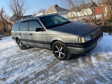 Volkswagen: Volkswagen Passat Variant: 1989 г., 1.8 л, Механика, Бензин, Универсал