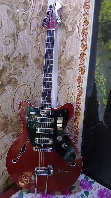 gitara: Azərbaycan xalq musiqi alətləri və elektrik gitara dəsti Tərkib: - — 7