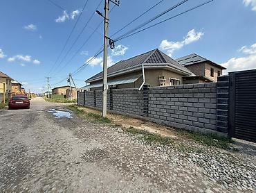 Продажа коттеджей и домов: Г.БИШКЕК ПРОДАЮ ДОМ В РАЙОНЕ КУДАЙБЕРГЕН 150кв. Участок 4,5сот — 16