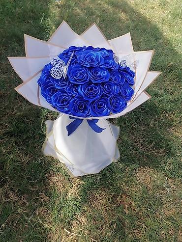 Ruža: Buket crvenih ruža – elegantan aranžman - Luksuzan, bogat buket — 17